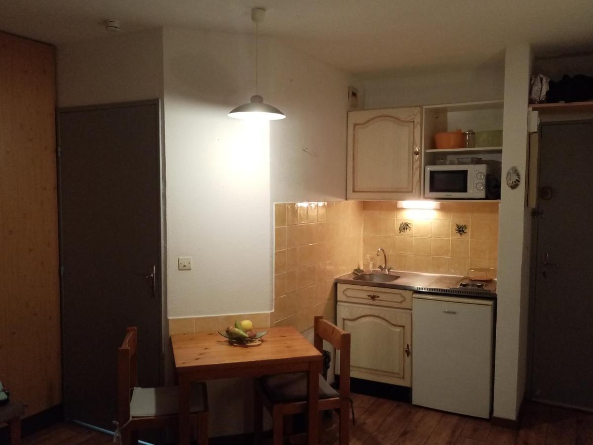 Studio "Le Marilou" Gréoux-les-Bains Екстериор снимка